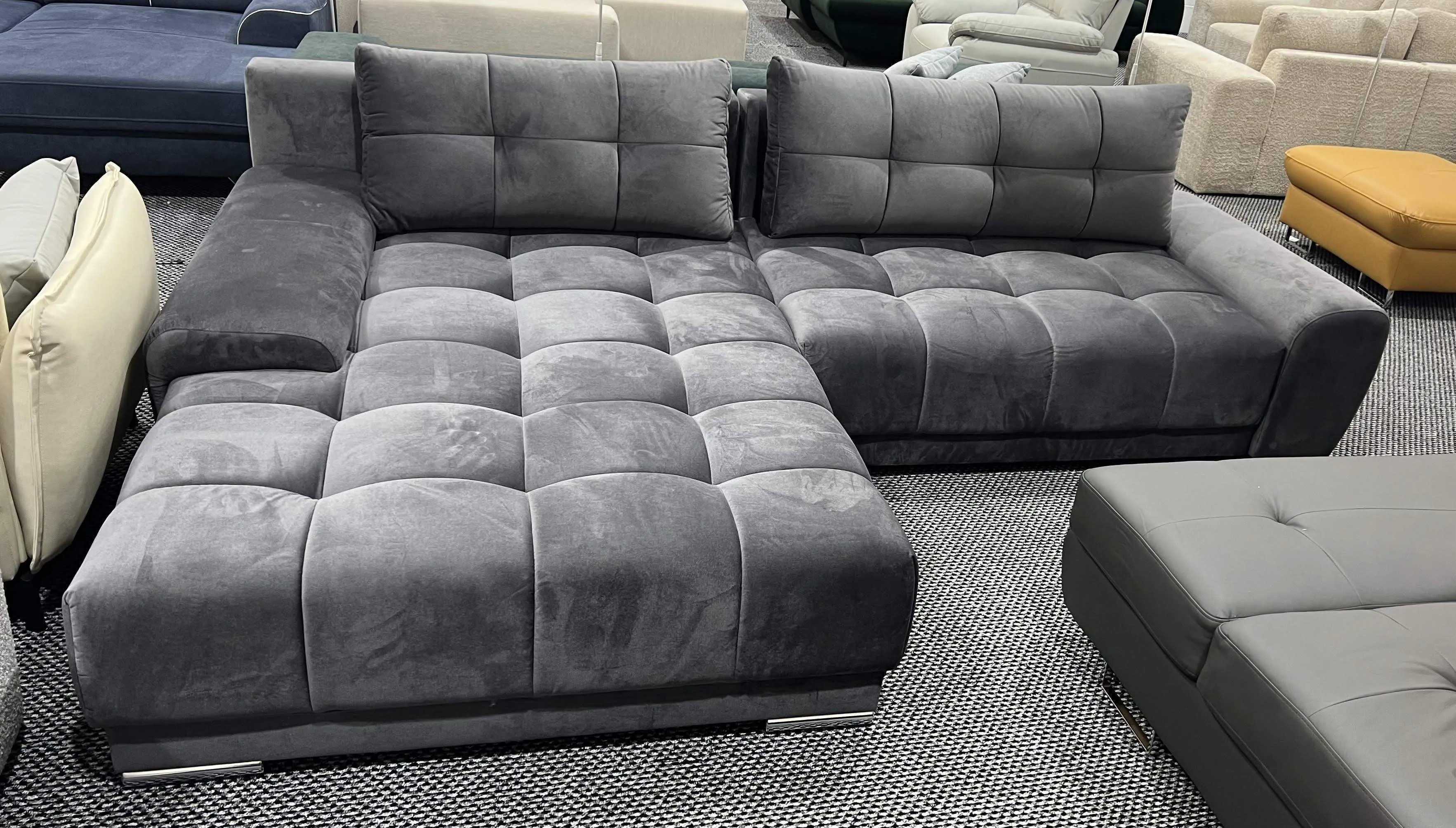 Ex-Display Wave Corner Sofa in Kronos 22