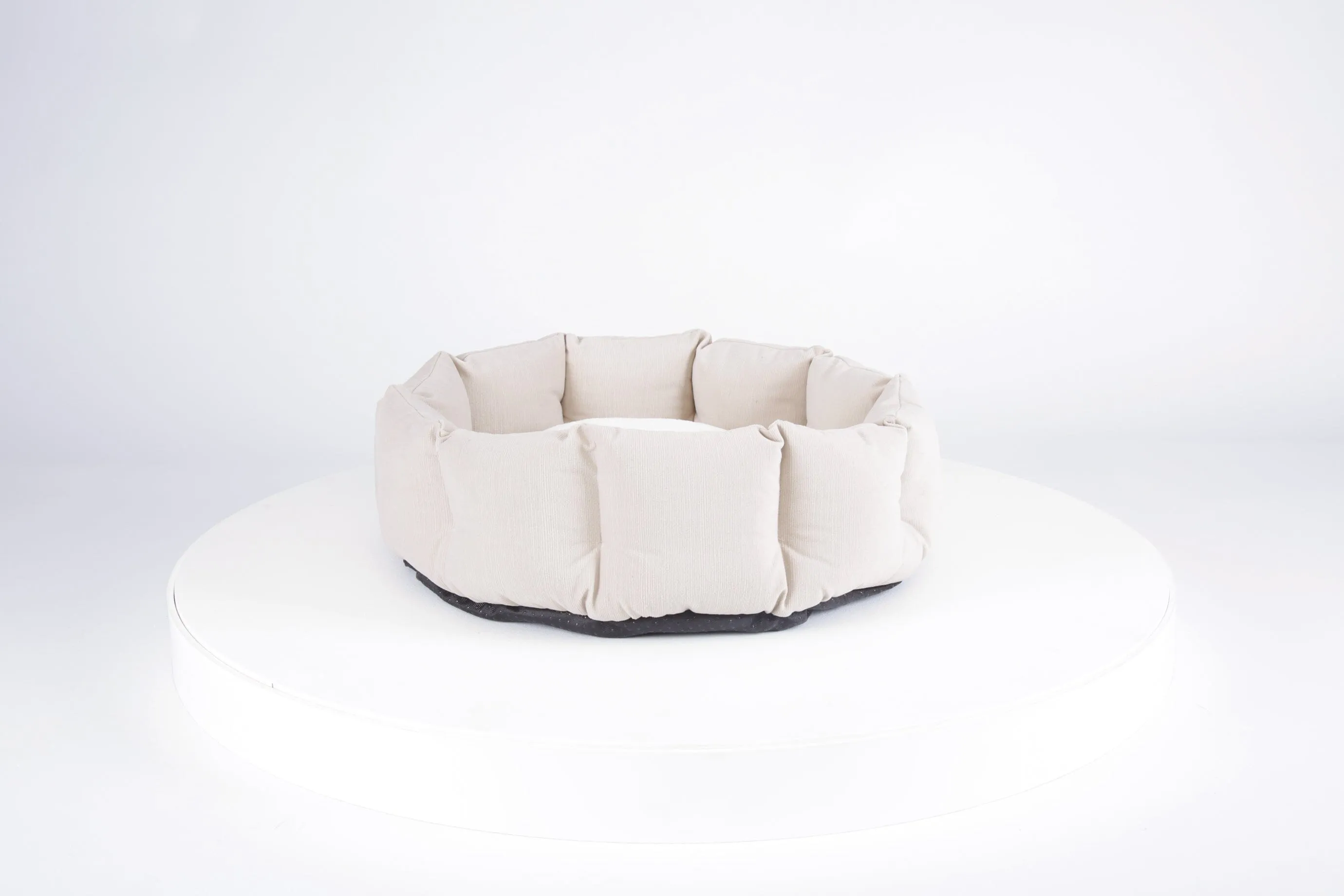 Helsinki Cat Bed - Oatmeal Beige