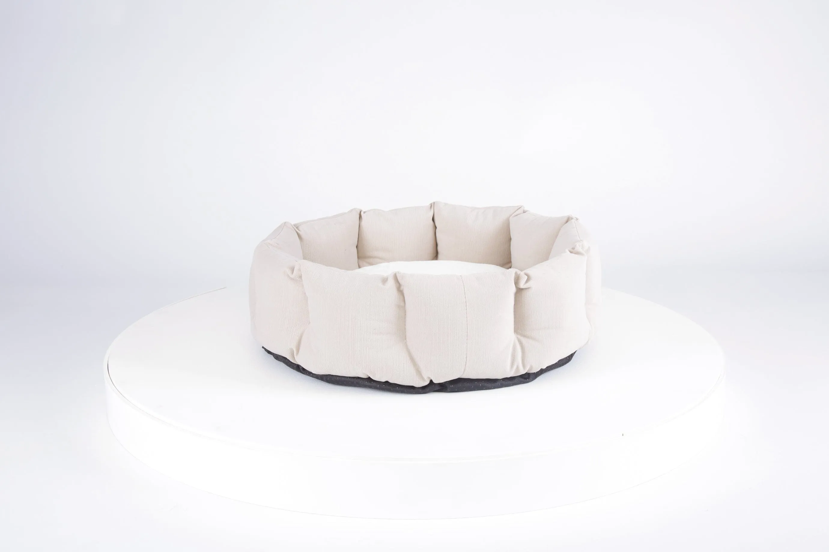 Helsinki Cat Bed - Oatmeal Beige