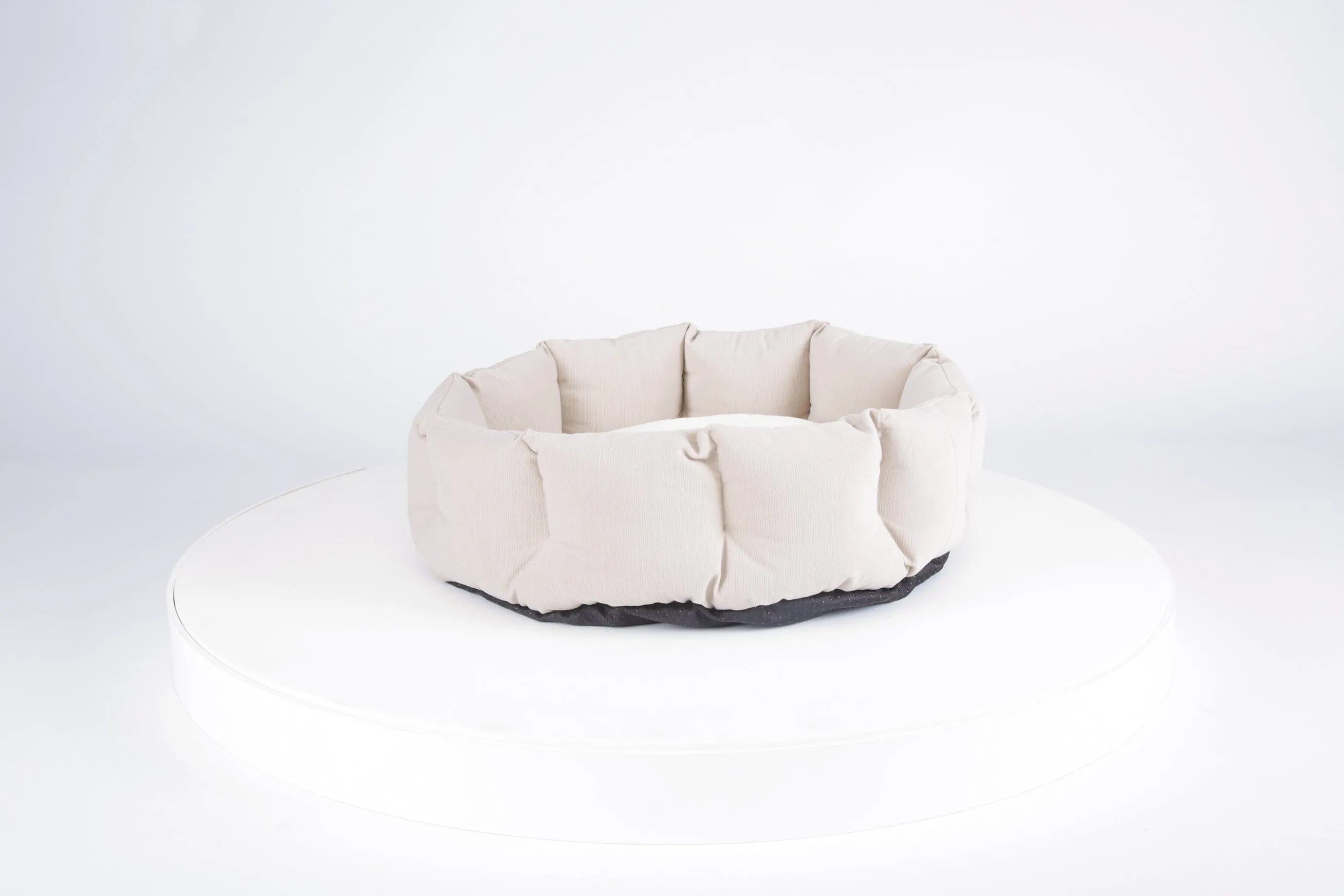 Helsinki Cat Bed - Oatmeal Beige